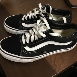 Old Skool Vans size 7 women’s